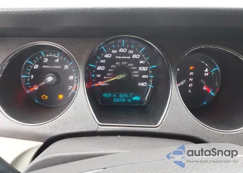 2011 Ford Taurus Se z USA, uszkodzony, nr VIN 1FAHP2DW5BG124287